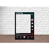 Photocall TIK Tok Atrezzos Personalizado Eventos o Celebraciones puntuales | Medidas 80x100cm | Ventana y Atrezzos…